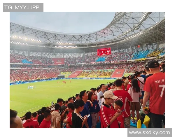 足球明星拍手瞬间精彩合集展现球场魅力与激情的完美时刻 足球明星拍手瞬间精彩合集展现球场魅力与激情的完美时刻